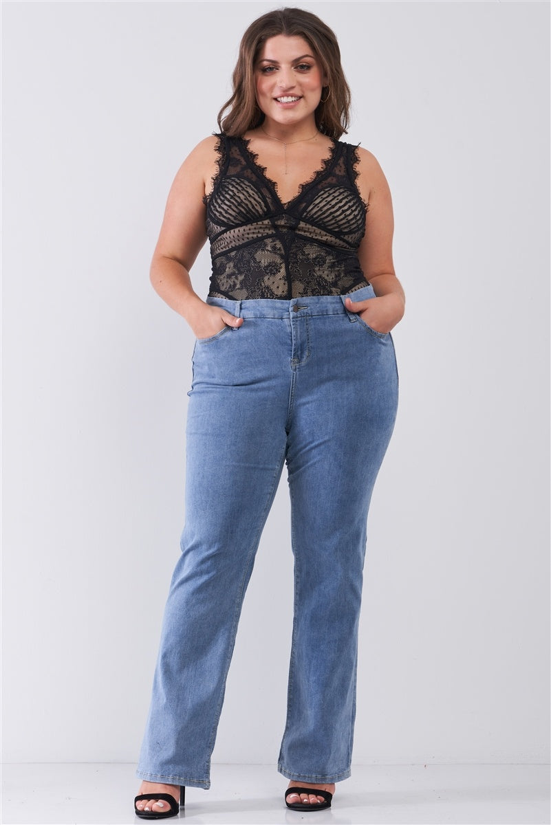 Plus Mid-wash Blue Denim Low-rise Wide-leg Upsized Basic Mom Jeans