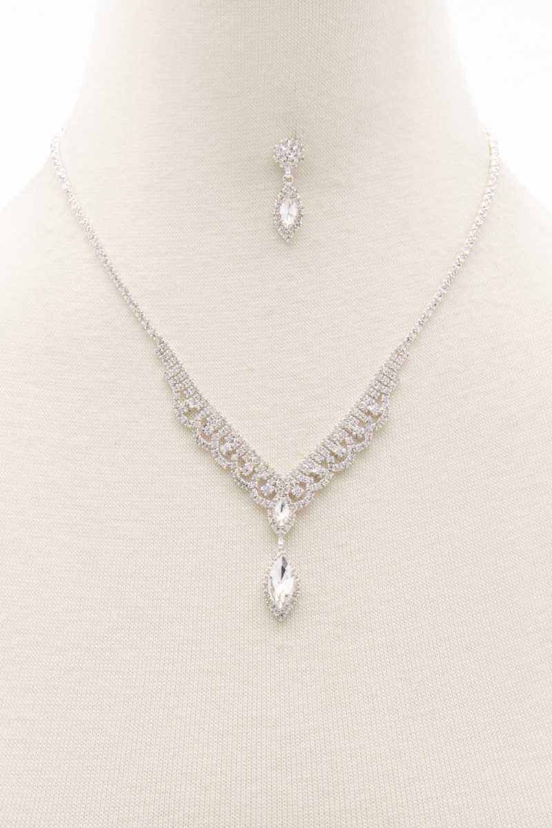 Collier en strass en forme de marquise