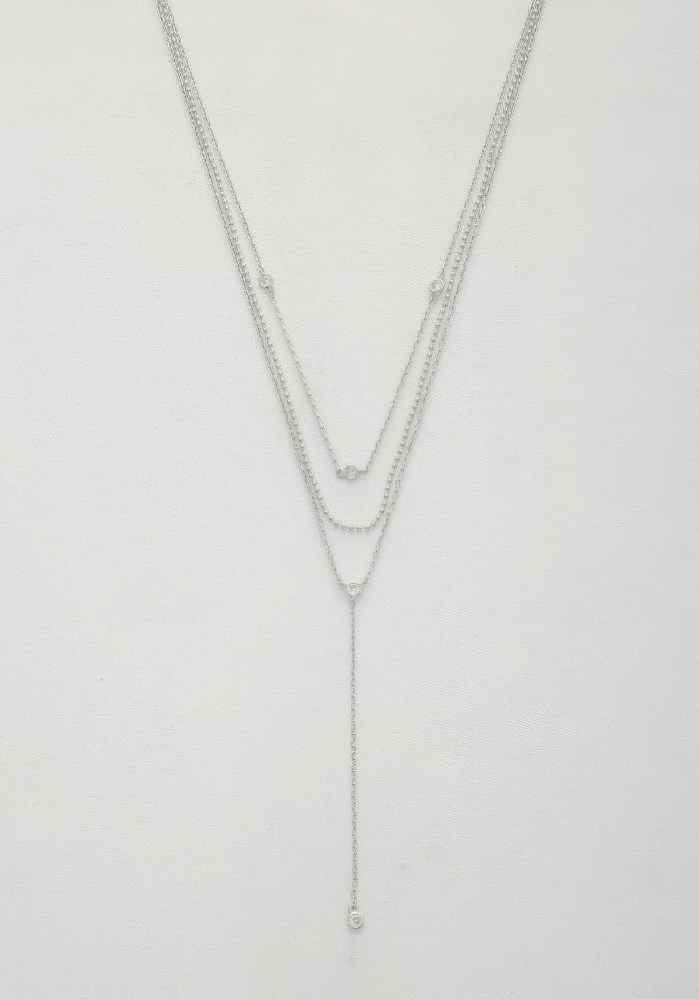 Collier en forme de Y en métal délicat